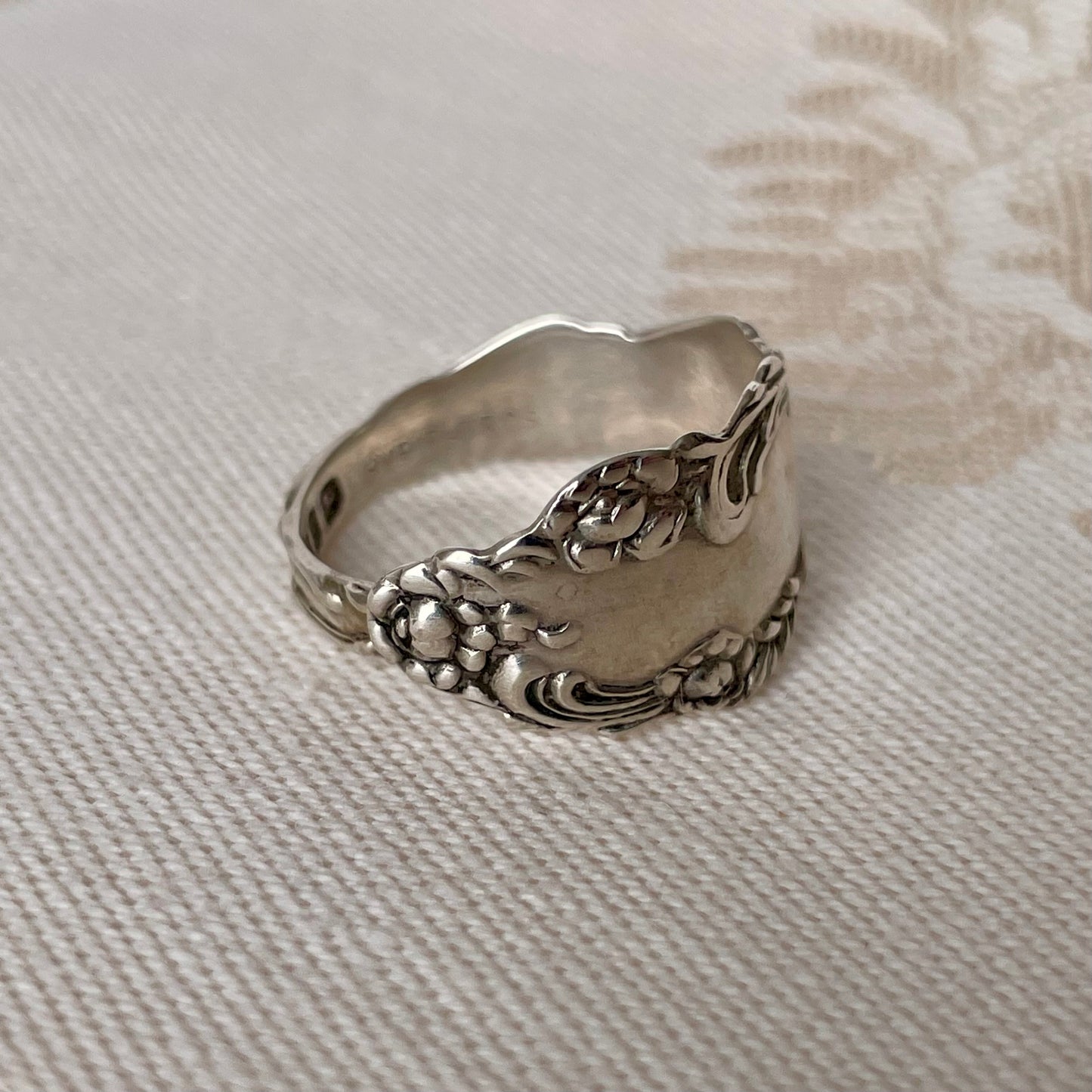 ROF14 Sterling Silver Spoon Band Ring — Roden Brothers Ltd