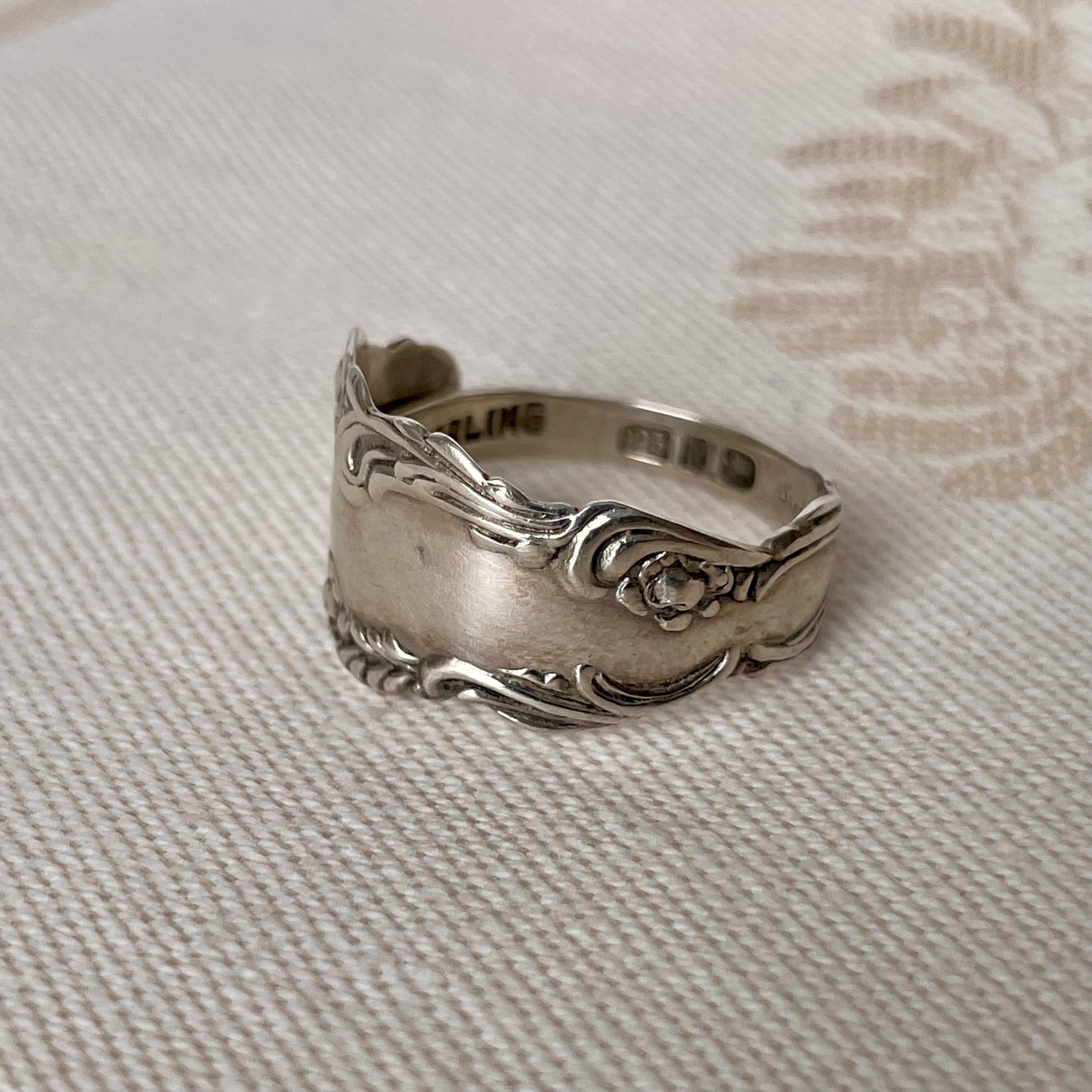 ROF14 Sterling Silver Spoon Band Ring — Roden Brothers Ltd