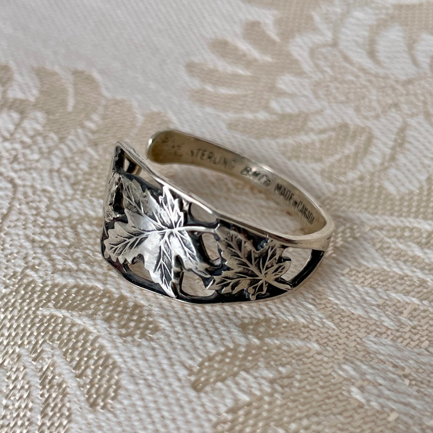 BMco Canadian Maple Leaves Sterling Silver Spoon Band Ring